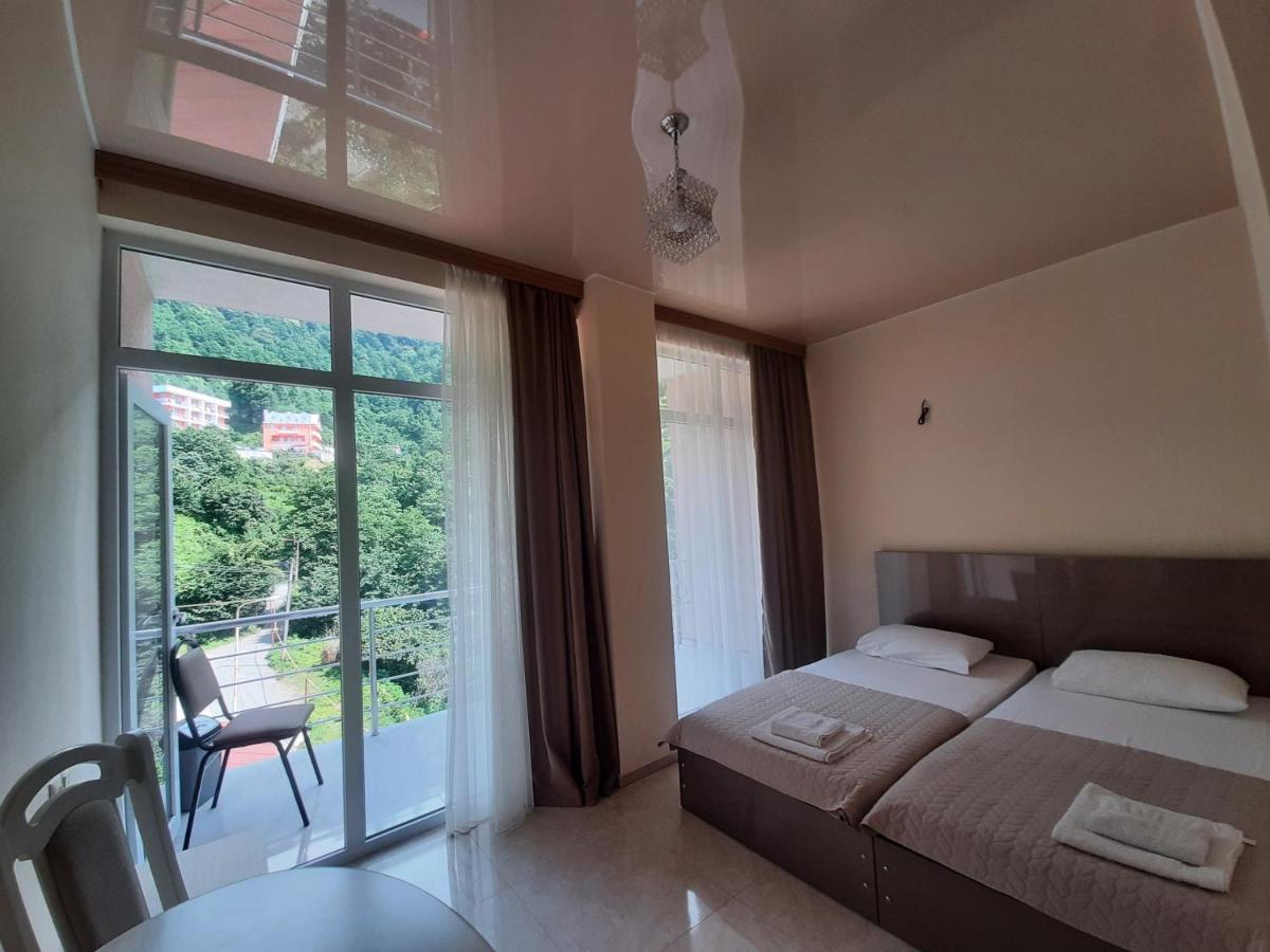 Giorgi Kvariati Hotel Buitenkant foto
