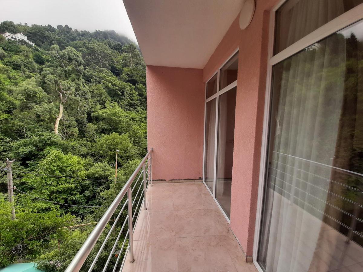 Giorgi Kvariati Hotel Buitenkant foto