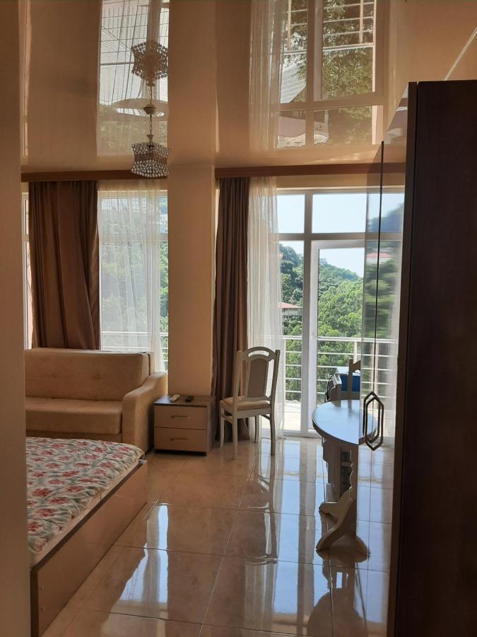 Giorgi Kvariati Hotel Buitenkant foto
