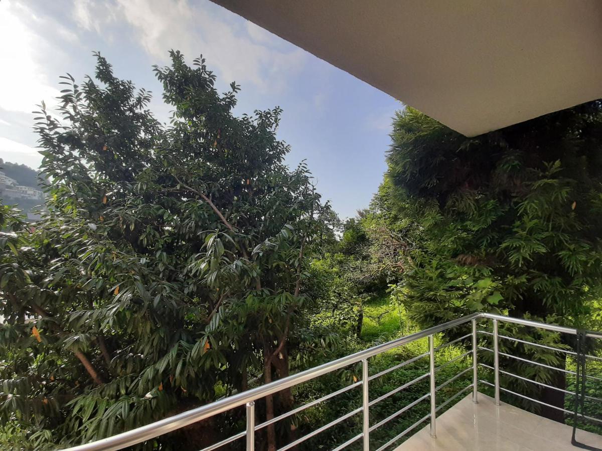 Giorgi Kvariati Hotel Buitenkant foto