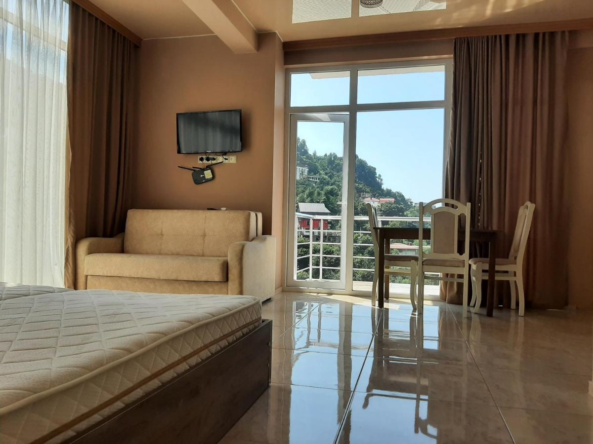 Giorgi Kvariati Hotel Buitenkant foto