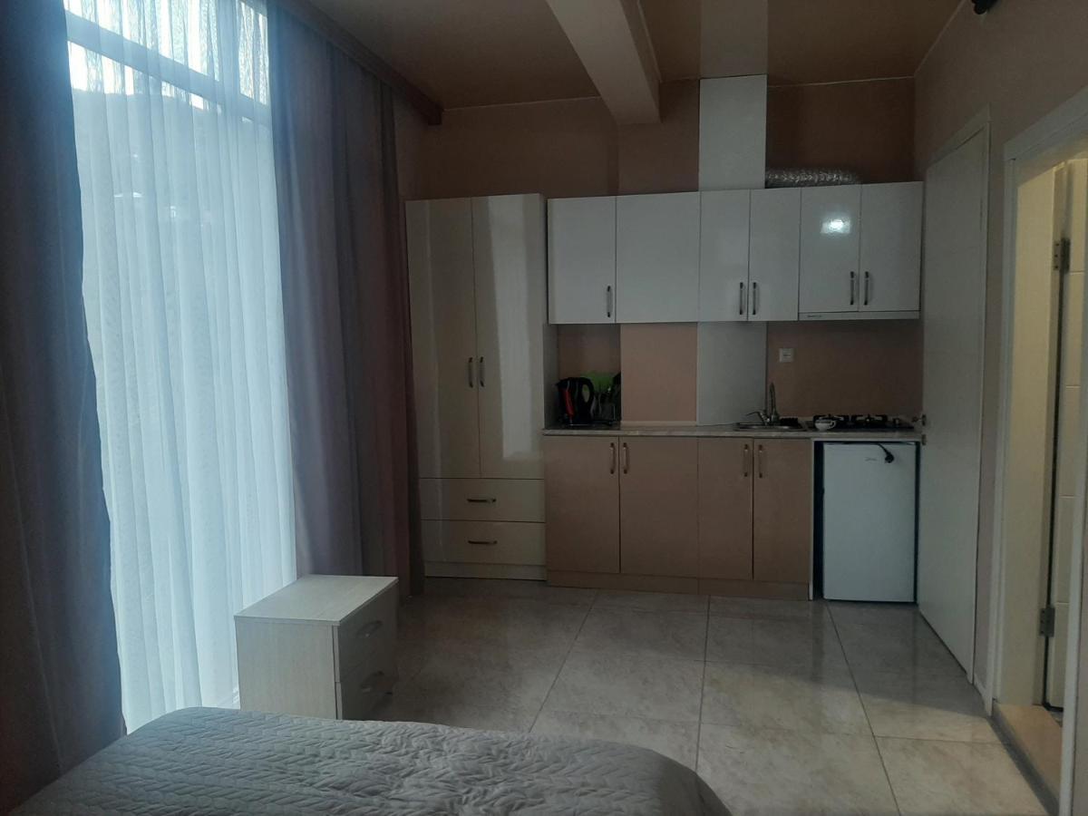 Giorgi Kvariati Hotel Buitenkant foto